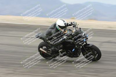 media/Nov-15-2025-Race Pace (Sat) [[8de605a2d8]]/Non Verified Riders (1st 20 Minutes)/Bowl (1015am)/